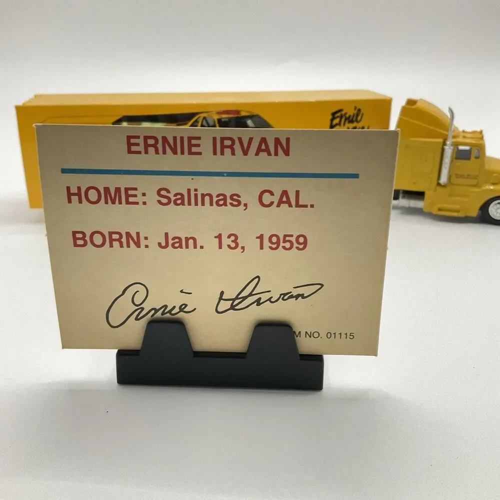 1991 Racing Champions Ernie Irvan Kodak Gold NASCAR 1:64 Transporter w/Card